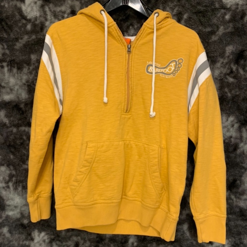 Barefoot Bar Quarter Zip